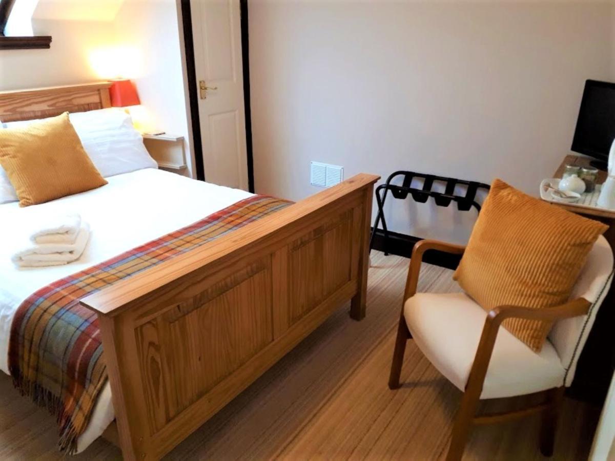 Corsewall Arms Guest House สแตรนราร์ ภายนอก รูปภาพ