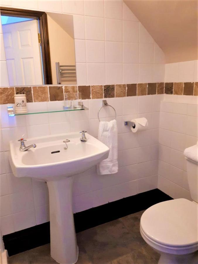 Corsewall Arms Guest House สแตรนราร์ ภายนอก รูปภาพ